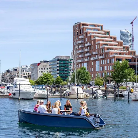 Penthouse In Center W Private Rooftop Terrace Lägenhet *